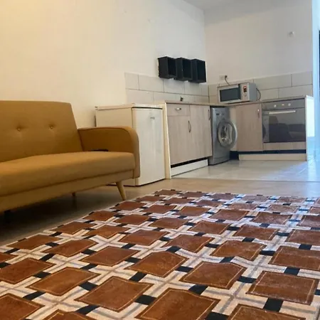 F2 Rue Fesch Apartmán *